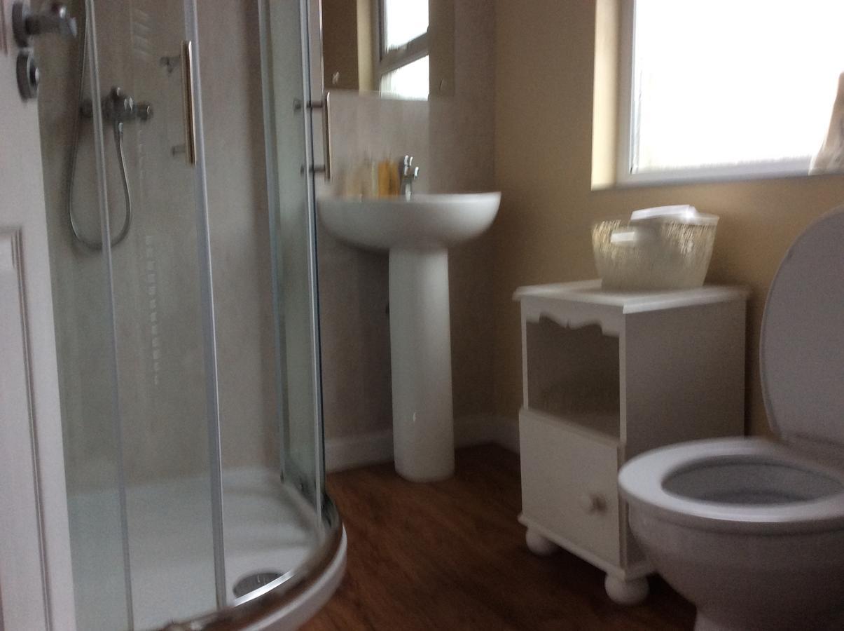 An Caislean Guest House Ballycastle Extérieur photo