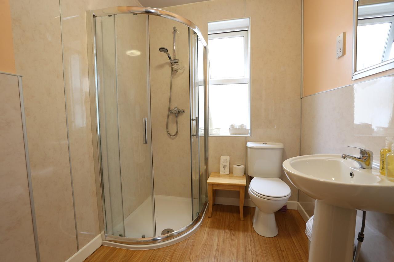 An Caislean Guest House Ballycastle Extérieur photo