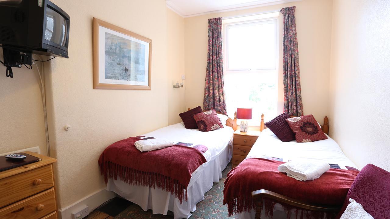 An Caislean Guest House Ballycastle Extérieur photo
