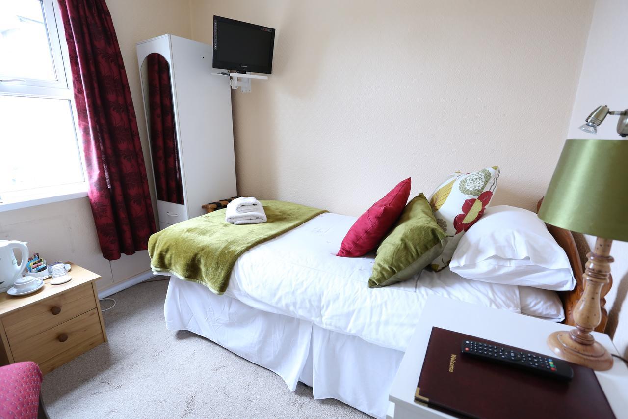 An Caislean Guest House Ballycastle Extérieur photo