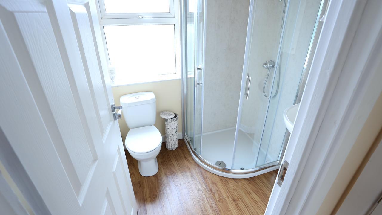 An Caislean Guest House Ballycastle Extérieur photo
