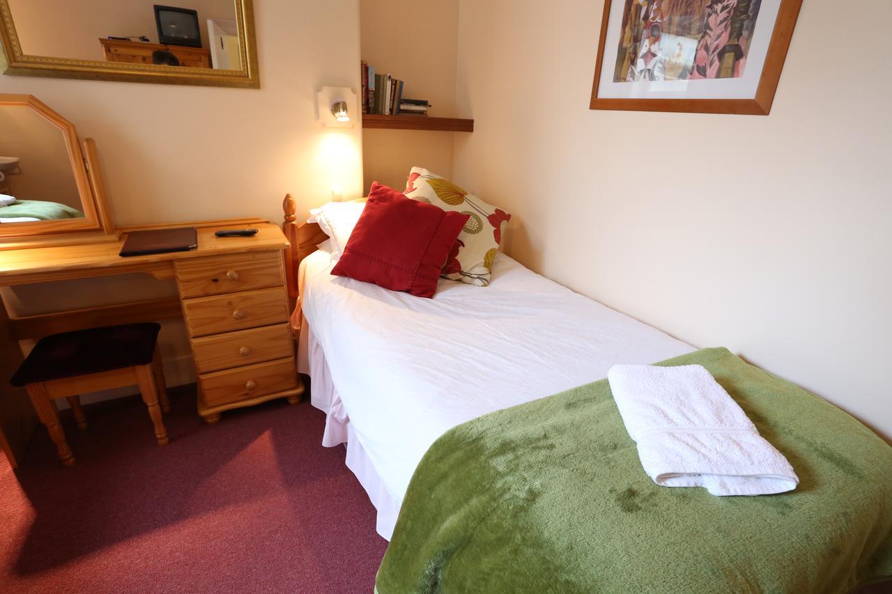 An Caislean Guest House Ballycastle Extérieur photo